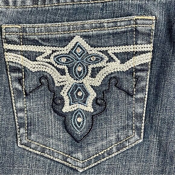 NWT Clash USA Dark Was Cropped Jeans  Stretch Size 1  Standard Size 26 - Picture 7 of 7